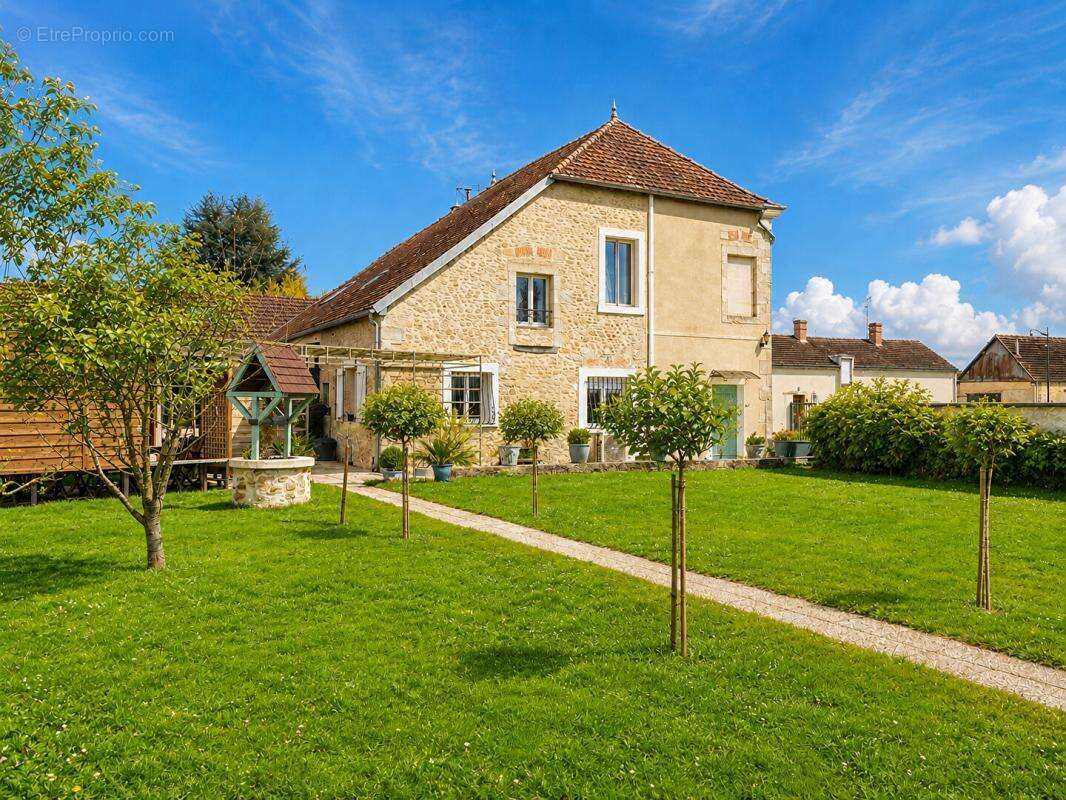 Grande maison familiale avec logement indépendant possible et jardin clos - Secteur Le Mêle-sur-Sarthe - photo 15