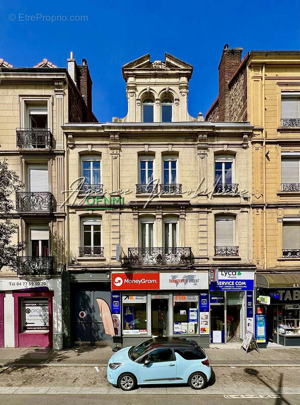 Appartement à SAINT-ETIENNE