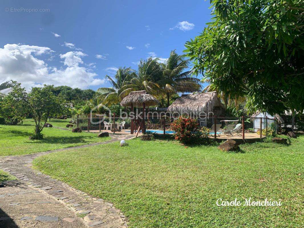 Maison à SAINTE-ROSE