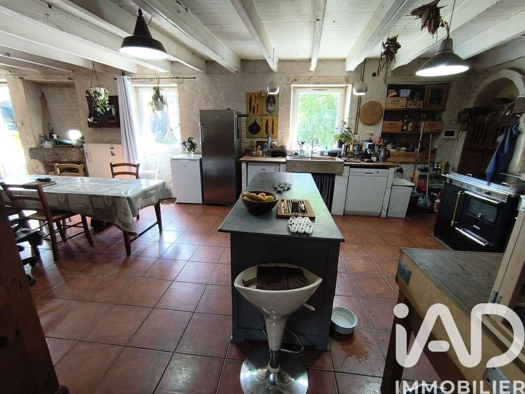Maison 300 m² à Beaussais  - photo 5