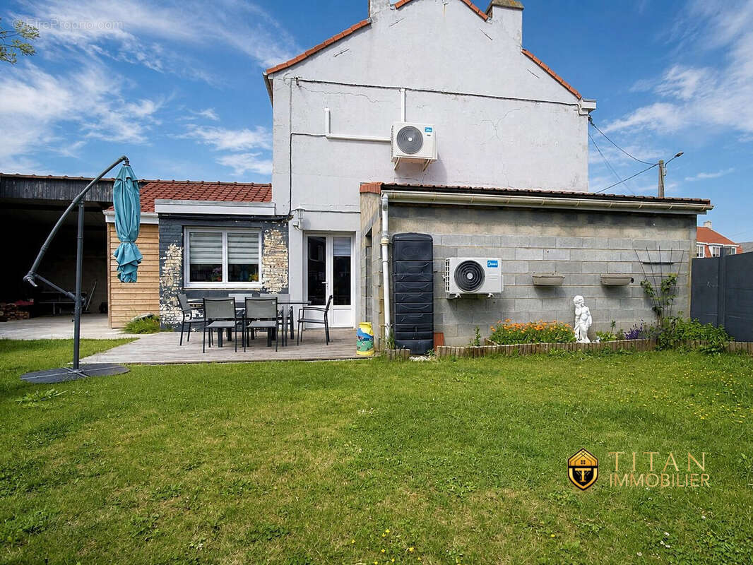 Maison 3 chambres, jardin et garage - Lederzeele - Titan Immobilier - Maison à LEDERZEELE