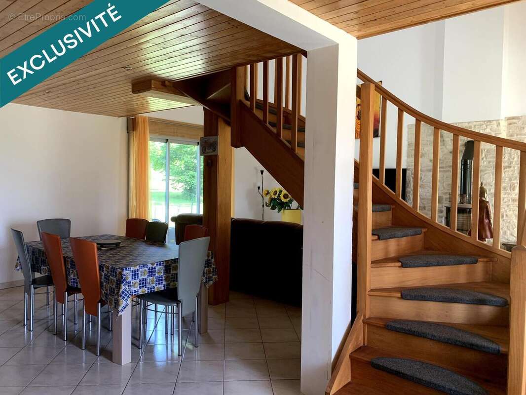 Maison 134 m² à Louhans  - photo 6