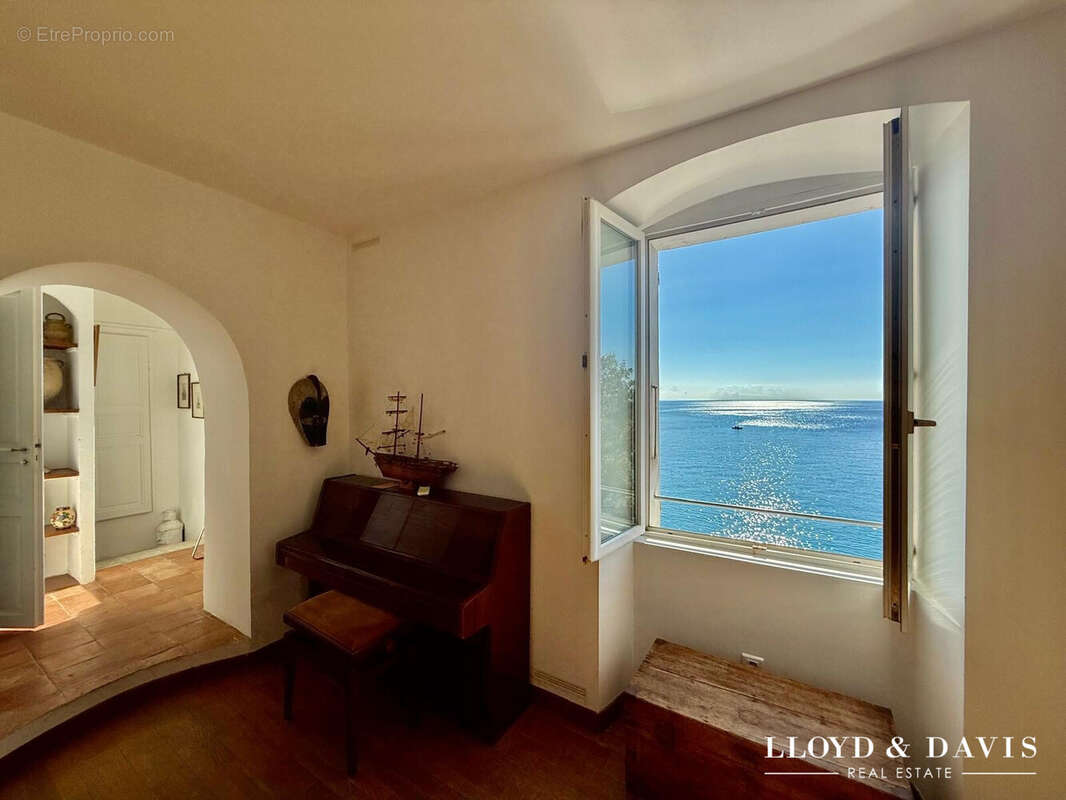 vue salon  - Appartement à BRANDO