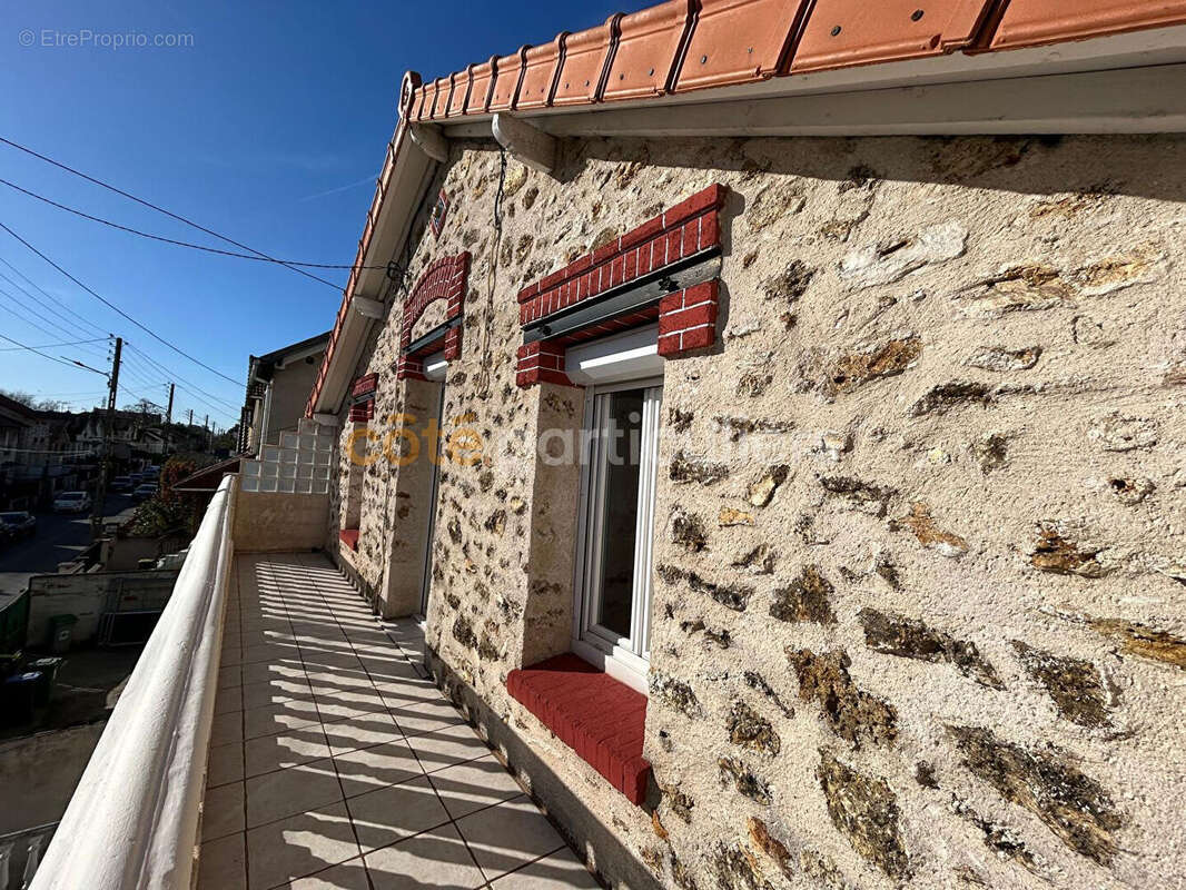 Appartement à VILLENEUVE-SAINT-GEORGES