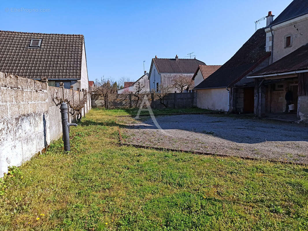 Maison à NOYERS-SUR-CHER