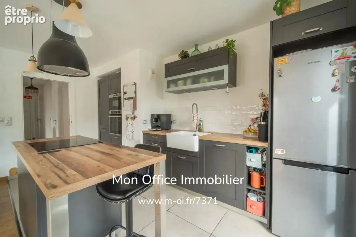 Référence : 7371-TCA - Appartement 4 pièces de 85m2 avec terrasse vue montagne et garage double rue Louis Boch (Annecy centre-vi - photo 13