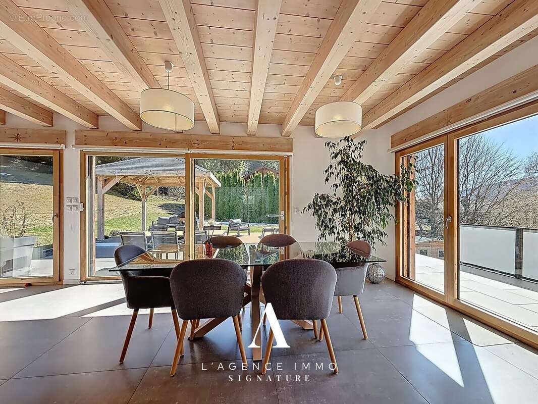 Maison à MIJOUX