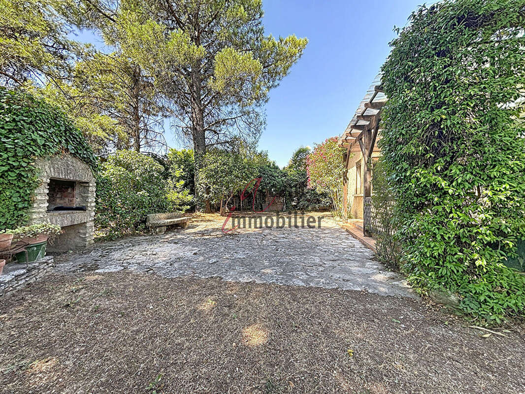 EXCLUSIVITE Cavaillon :Maison 4 pièce(s) 107 m2 sur 1068 m² de terrain - photo 8