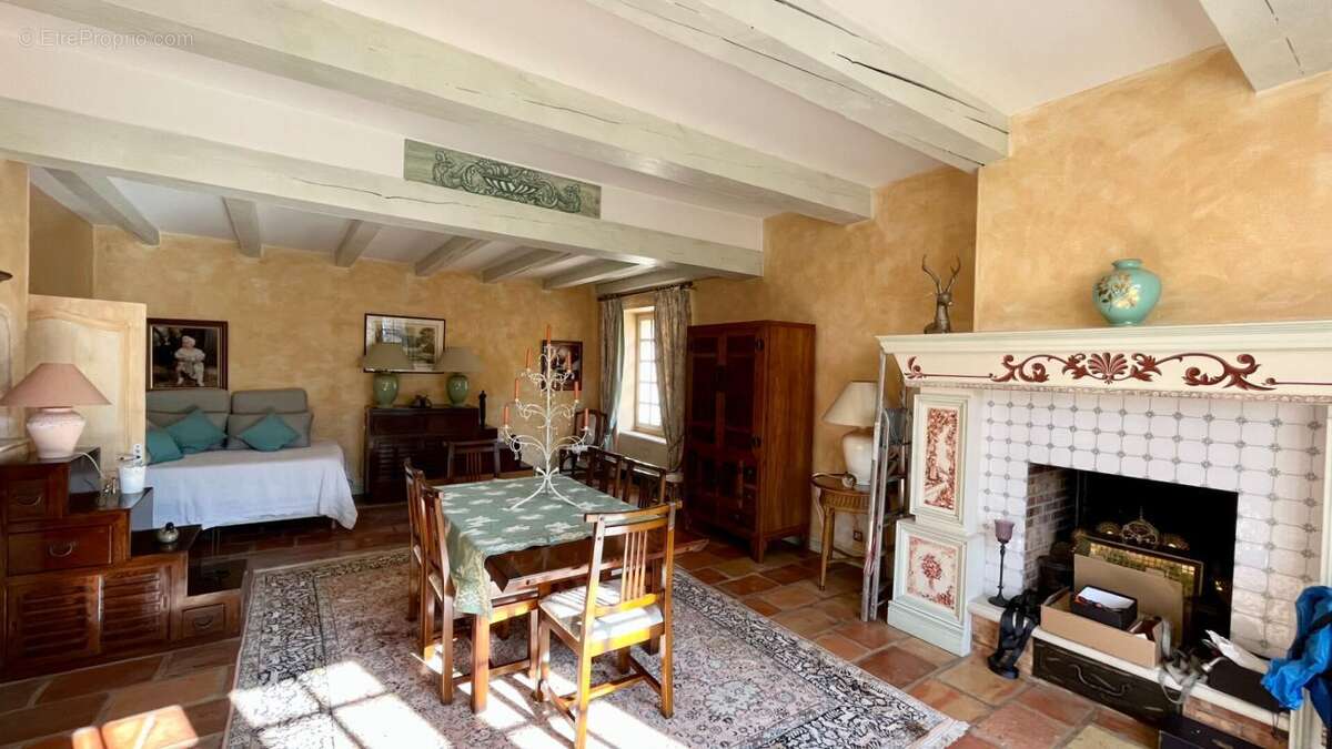 Maison à SORGUES