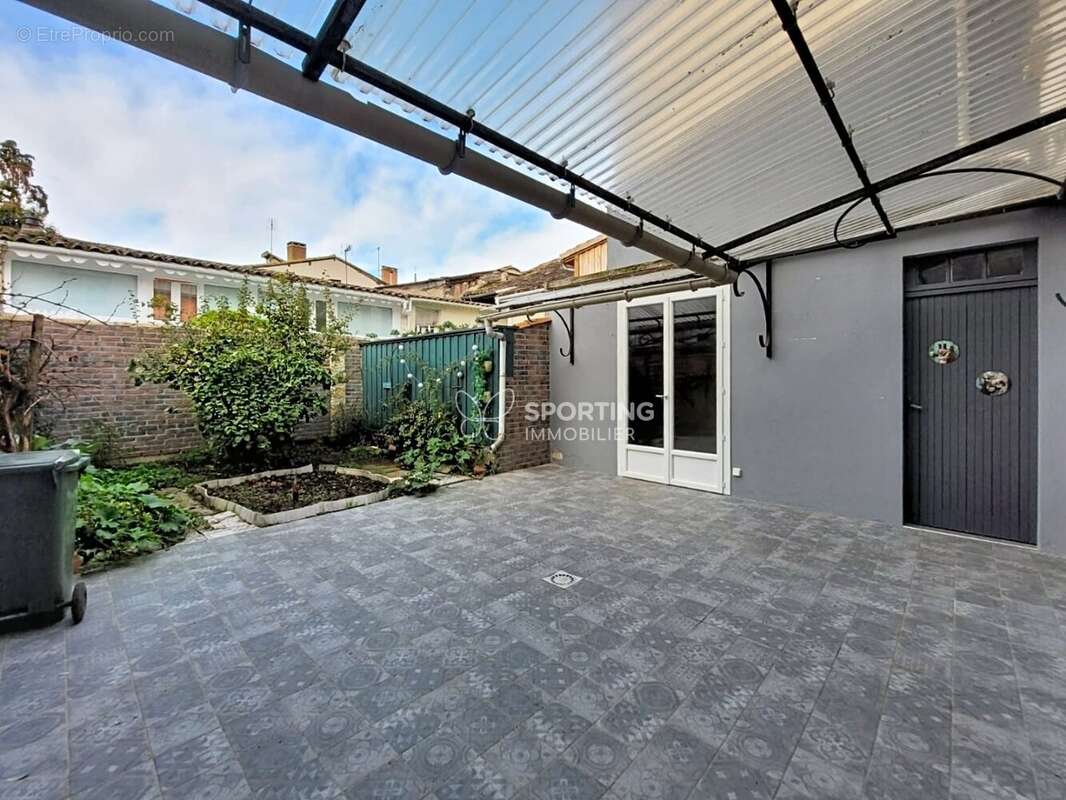 Maison à SAINTE-FOY-LA-GRANDE