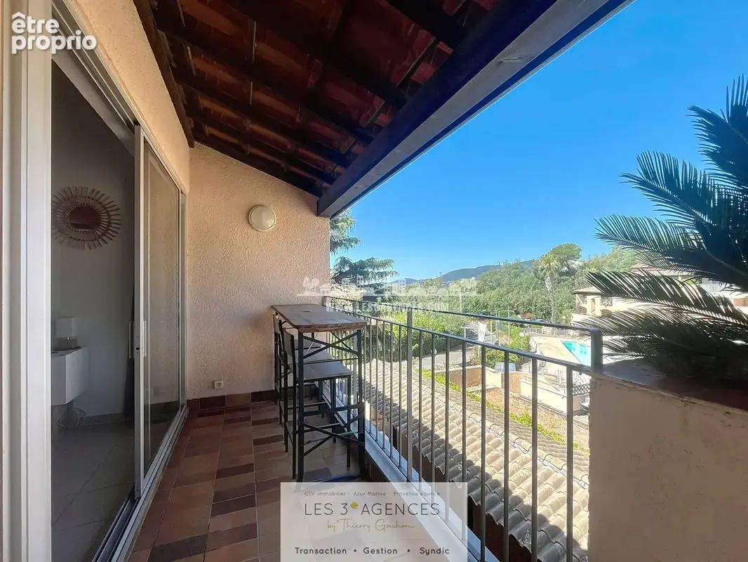 Joli Duplex 31.69m2 - Terrasse - Parking - La Croix Valmer - photo 9