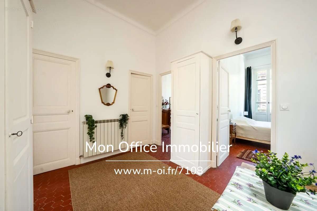 Référence : 7134-SKA - Maison 9 pièce(s) à Salon-de-Provence (13300) - photo 28