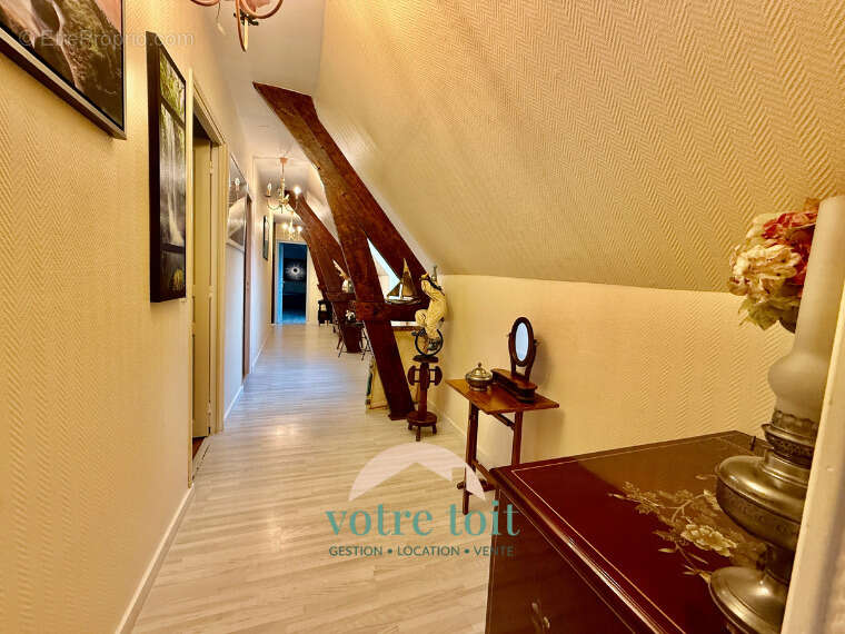 Maison à PONT-L'EVEQUE