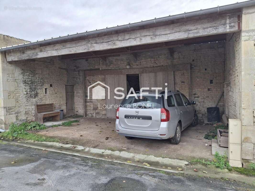 Photo 8 - Maison à FORS