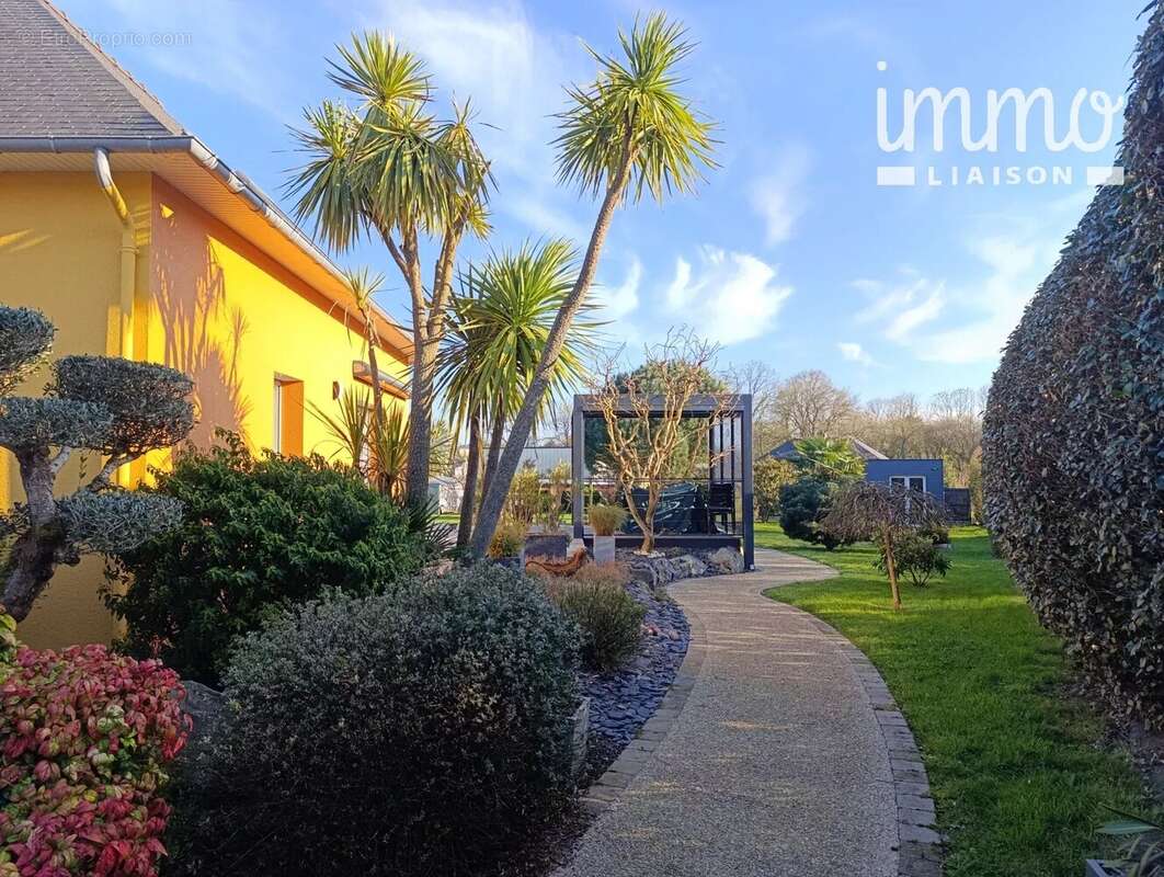 Maison à LES BRULAIS