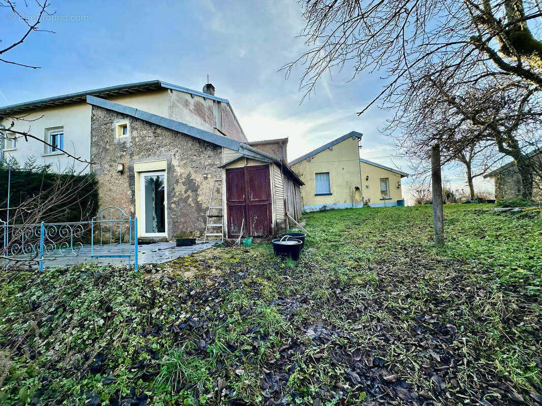 Maison à ORMOY