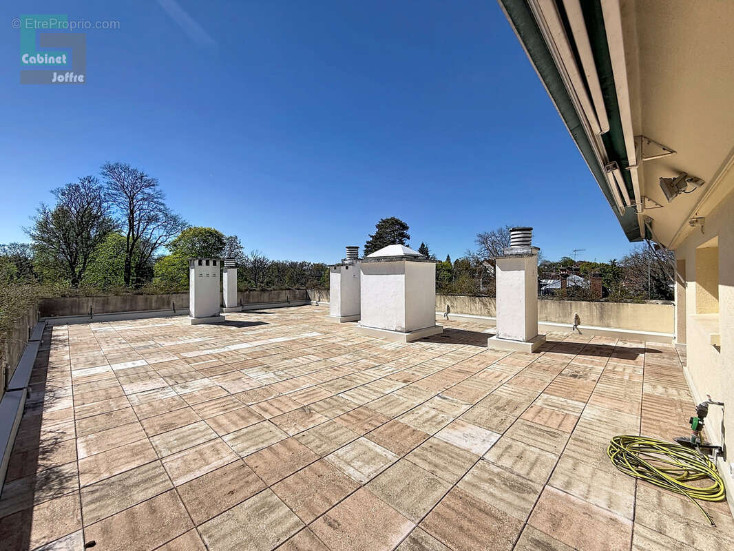 Appartement à FONTAINEBLEAU