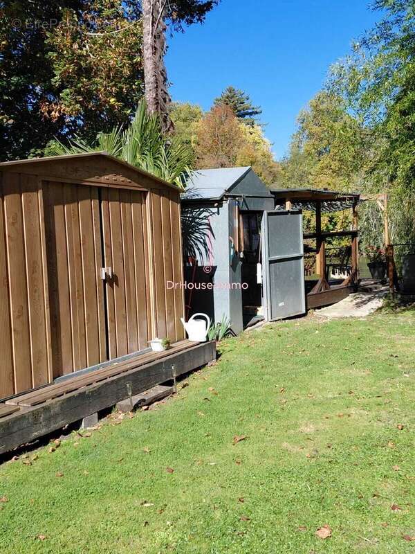 Maison à RUELLE-SUR-TOUVRE