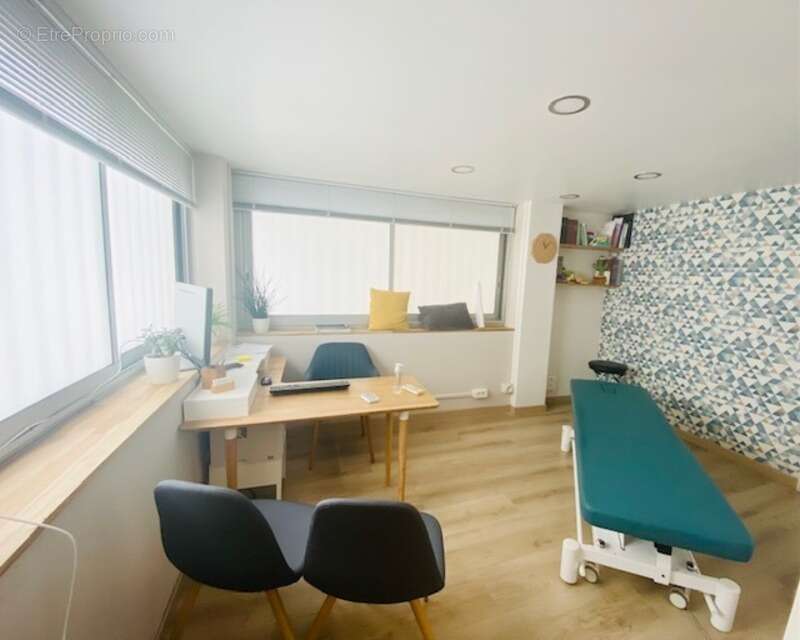 Commerce à COLOMIERS