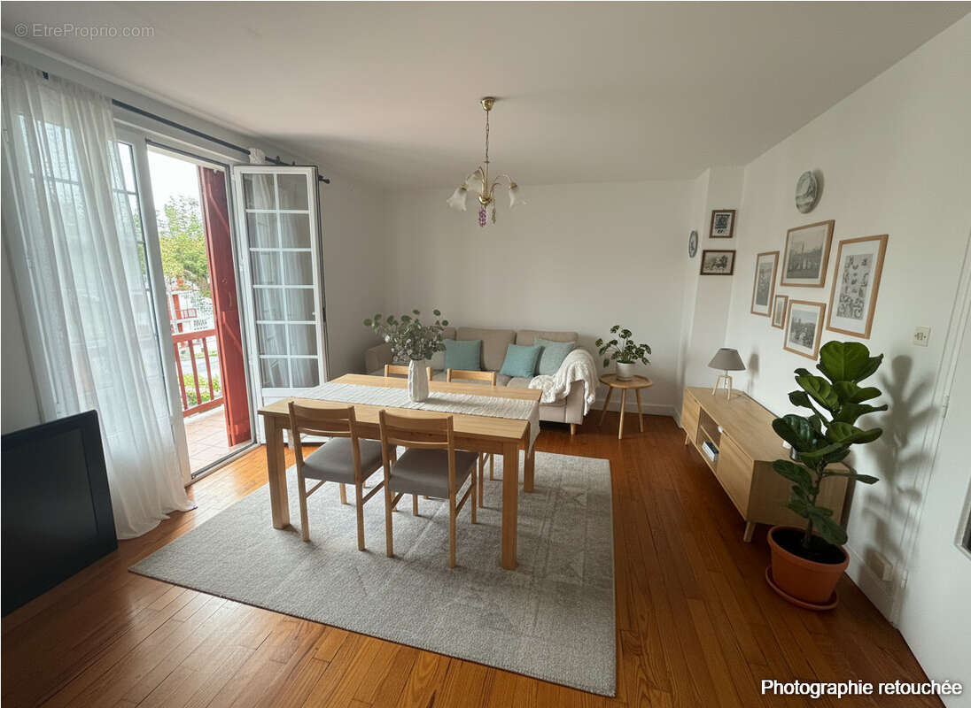 Hendaye- Bel appartement  T4 avec terrasse, garage fermé et cave - photo 4