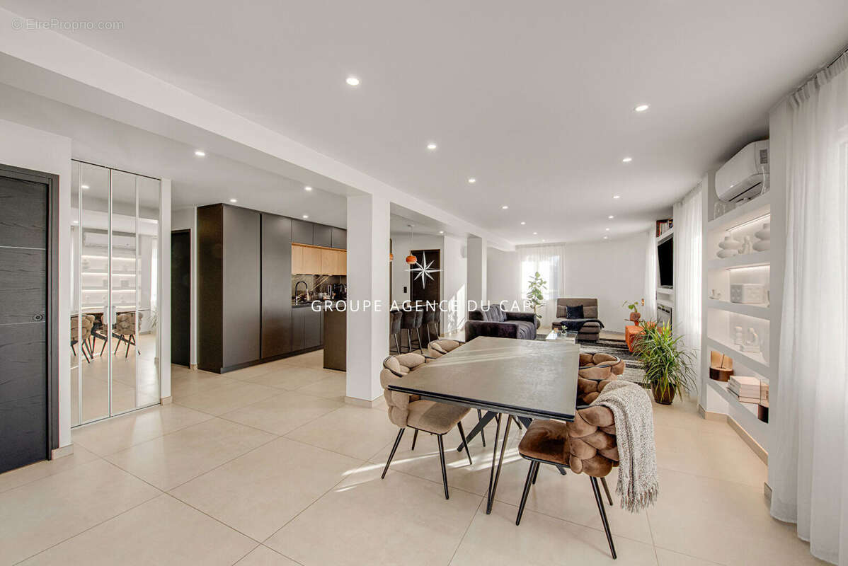 Appartement à SAINT-RAPHAEL
