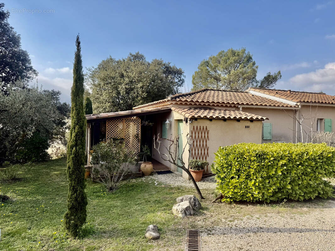 Appartement à VAISON-LA-ROMAINE