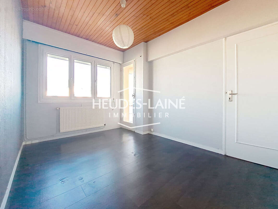 Appartement à SAINT-PAIR-SUR-MER