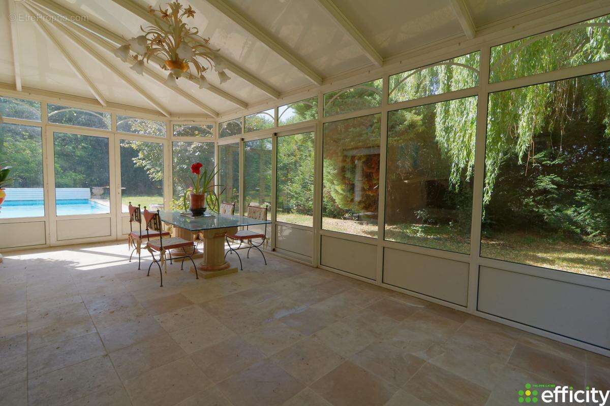 Maison 275 m² à Chaumontel  - photo 13