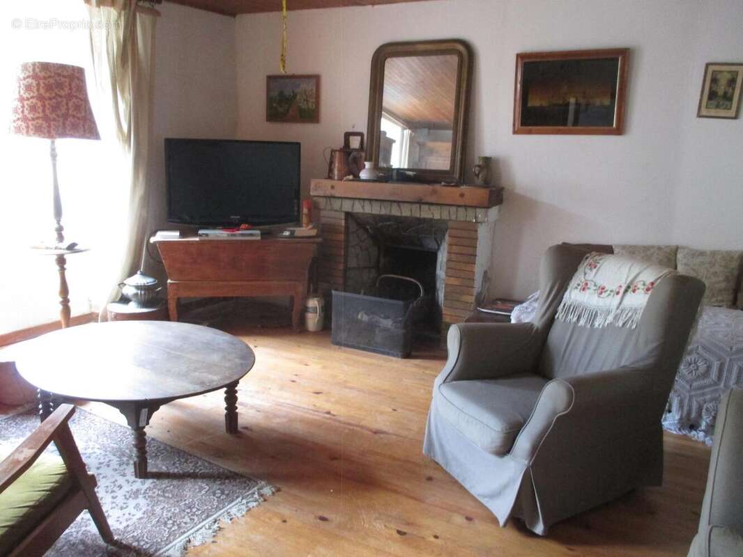 Maison 160 m² à Rochepaule  - photo 4