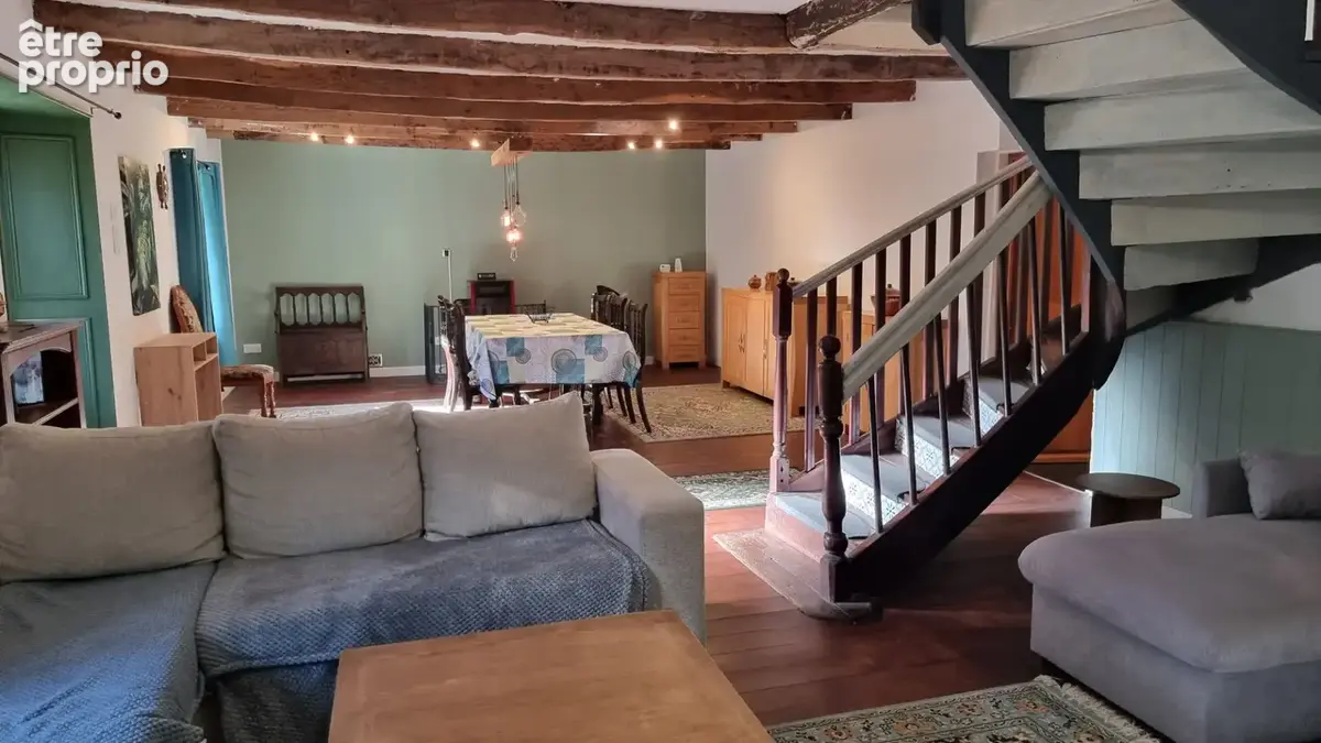 CÔTES-D'ARMOR, Plussulien, Magnifique longère de 5 chambres avec logement attenant de 3 chambres et dépendances - photo 2