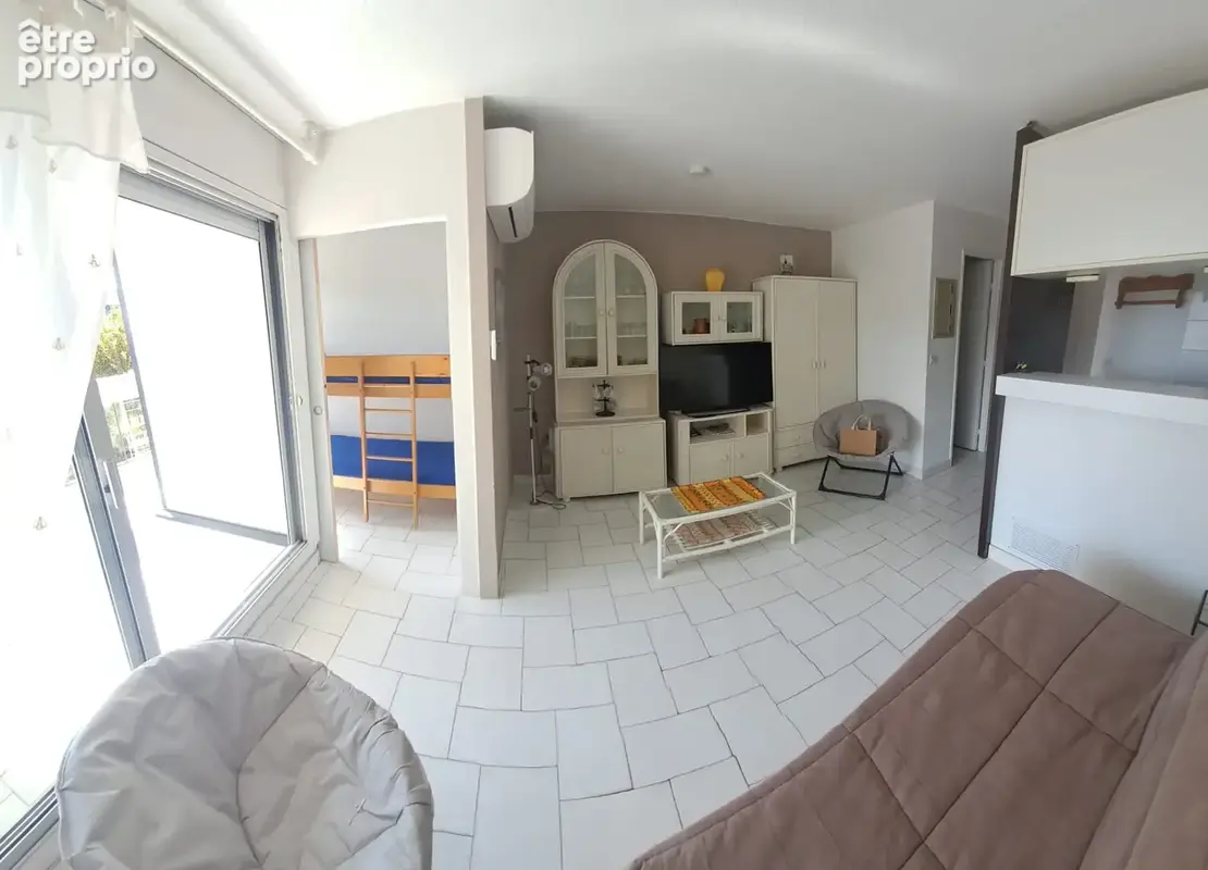 Beau studio cabine ( fermée )  petite vue mer + parking - photo 3