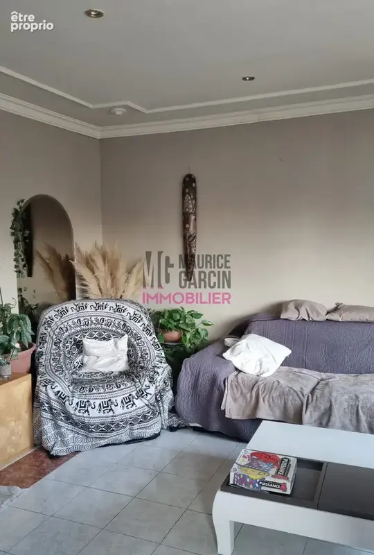 Appartement 75 m² à Entraigues-Sur-La-Sorgue  - photo 2