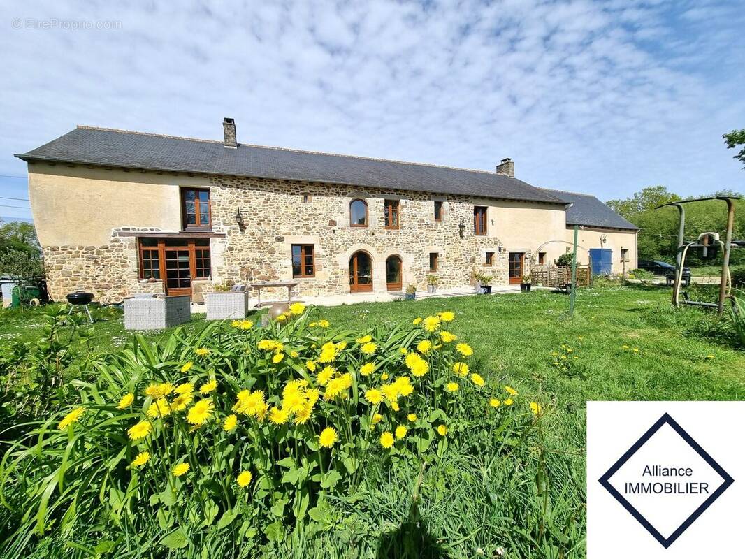 Maison à MEDREAC