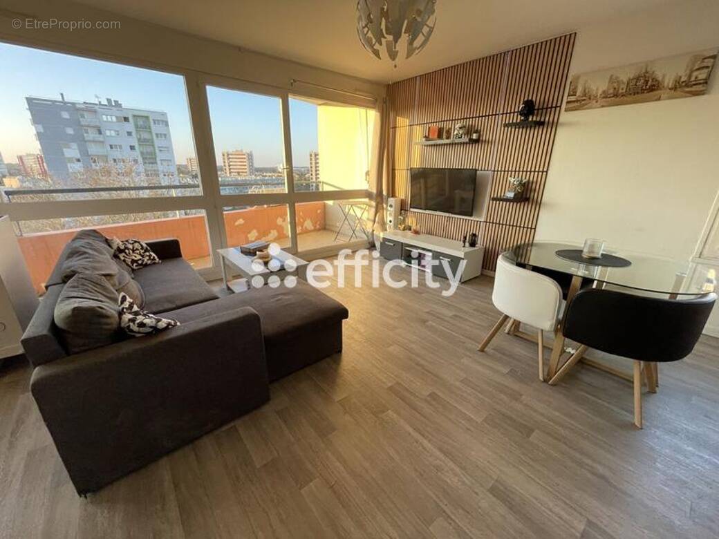 Appartement à LE MEE-SUR-SEINE