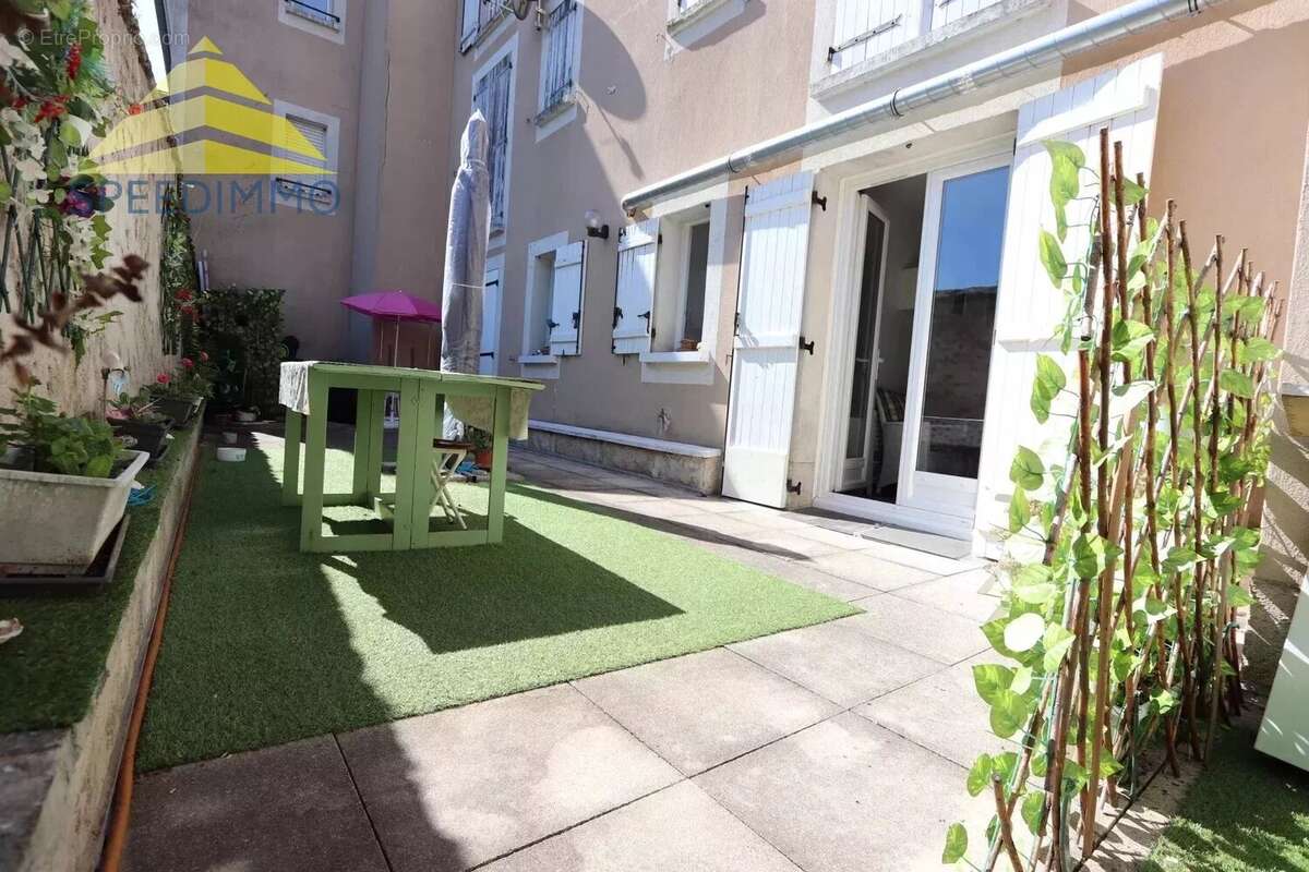 Appartement au centre-ville de Périgny-sur-Yerres - photo 5