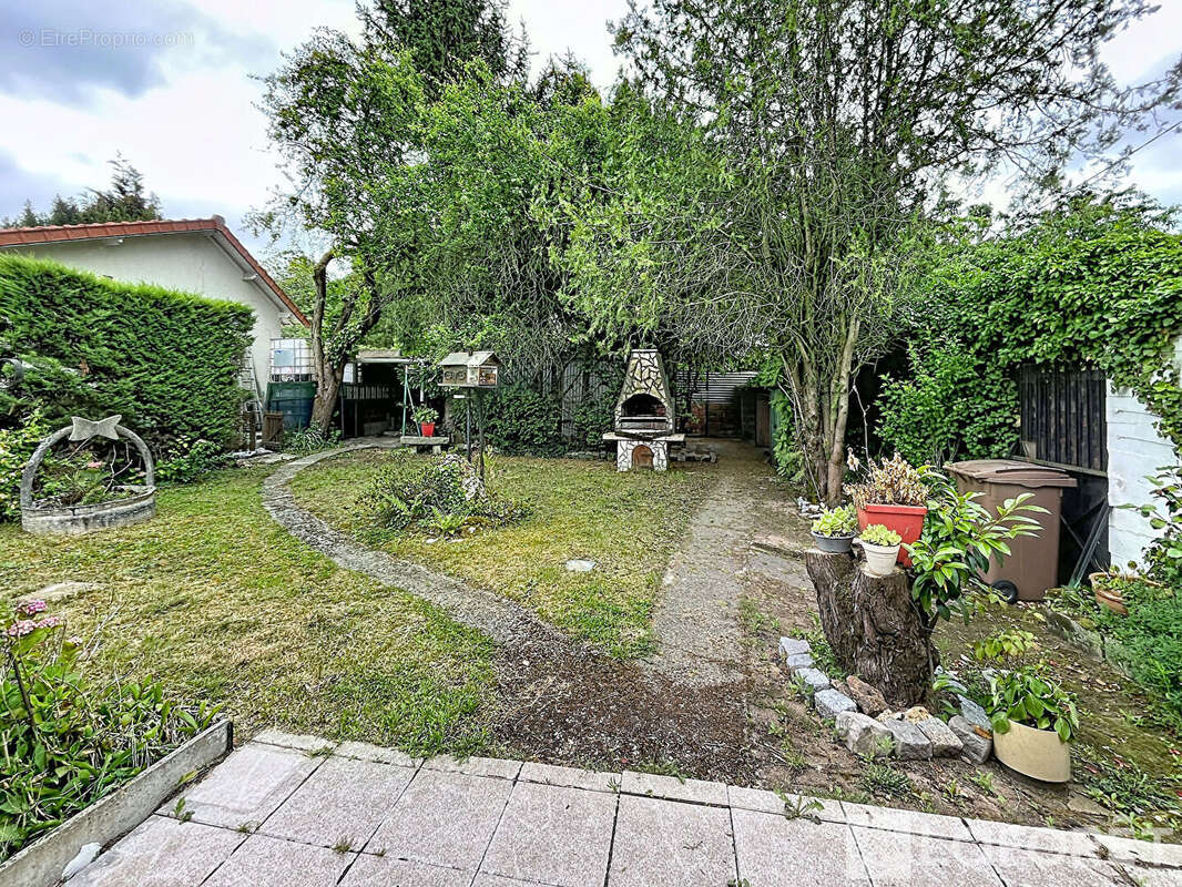 Maison à MONTGERON