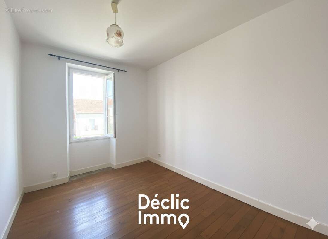 Maison à BREUIL-MAGNE