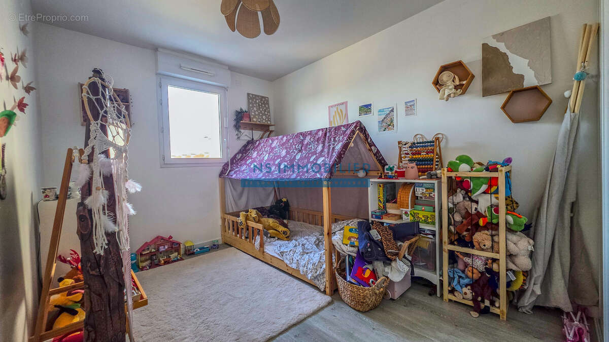 Appartement à SARTROUVILLE