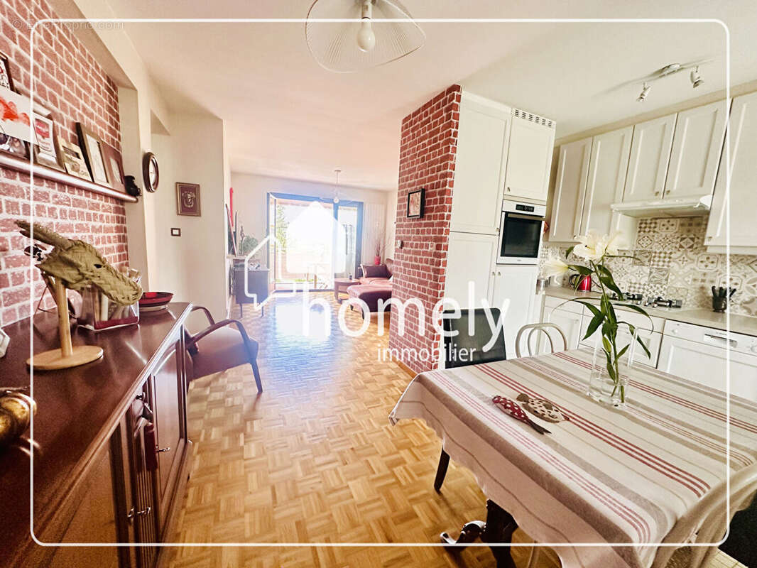 Appartement à AIX-EN-PROVENCE