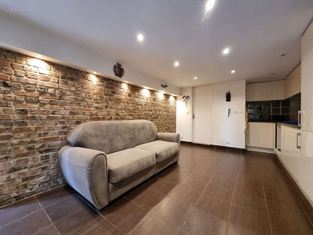 Appartement Fontenay Sous Bois 1 pièce(s) 24 m2 - photo 4
