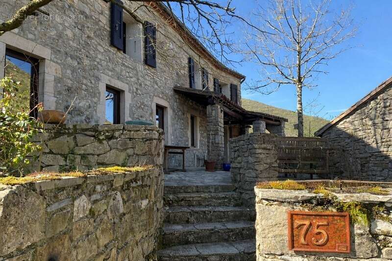 Maison d’architecte sur le Larzac – Architecture intégrée & panorama UNESCO - photo 15