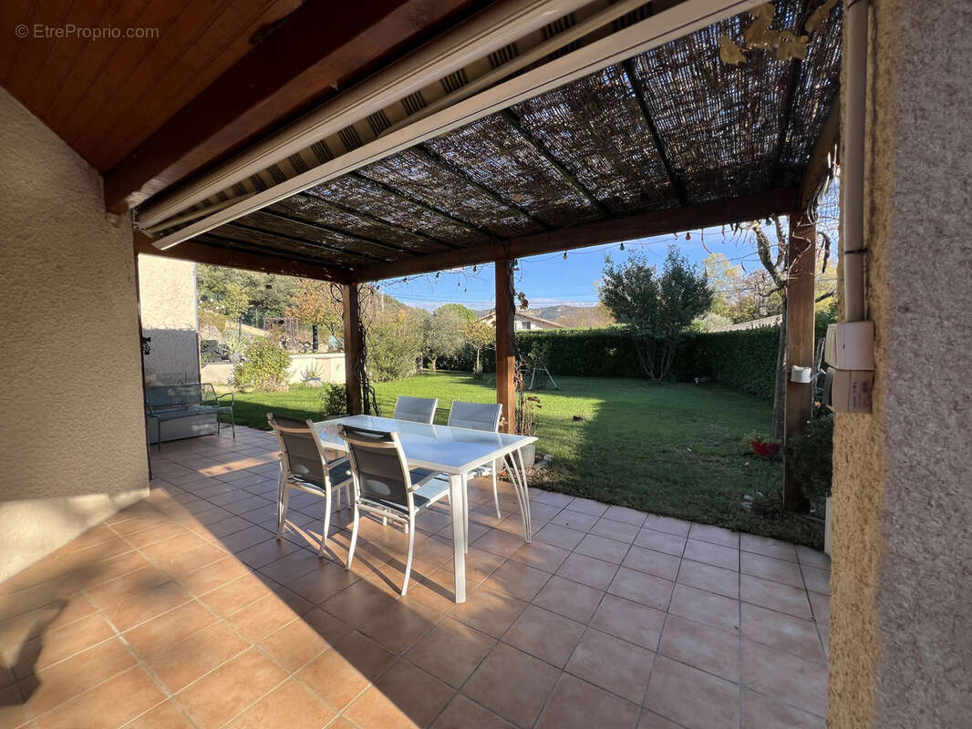 Maison à SAINT-PERAY