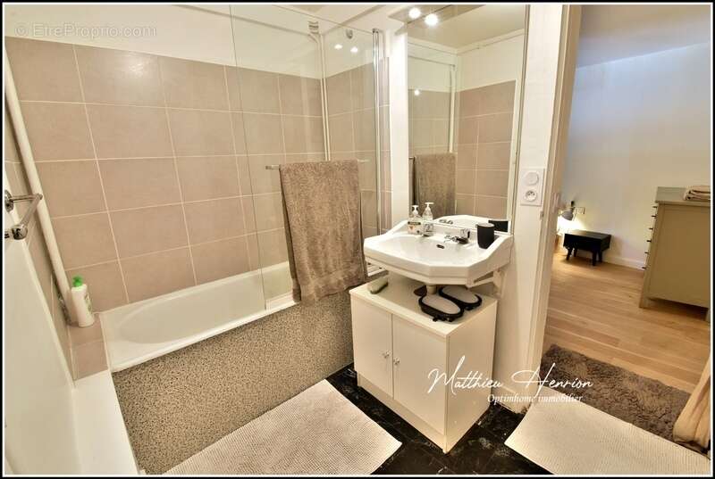 Maison à SYLVAINS-LES-MOULINS