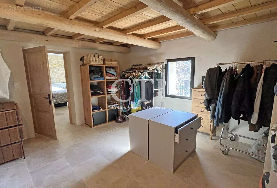 Maison à VAISON-LA-ROMAINE