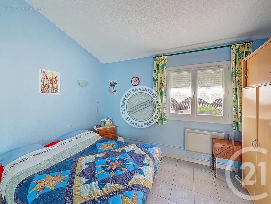 Maison à SAINT-LAURENT-DE-LA-SALANQUE