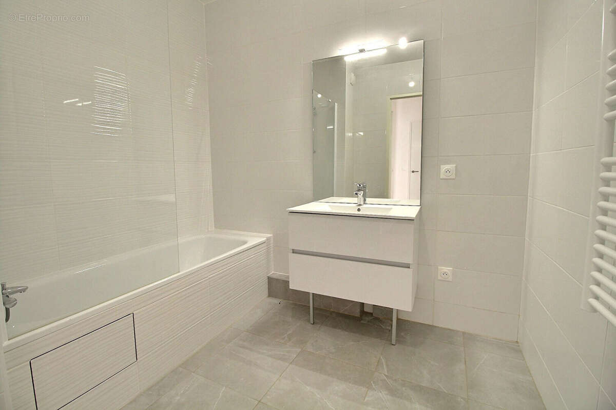 Appartement à COLOMBES