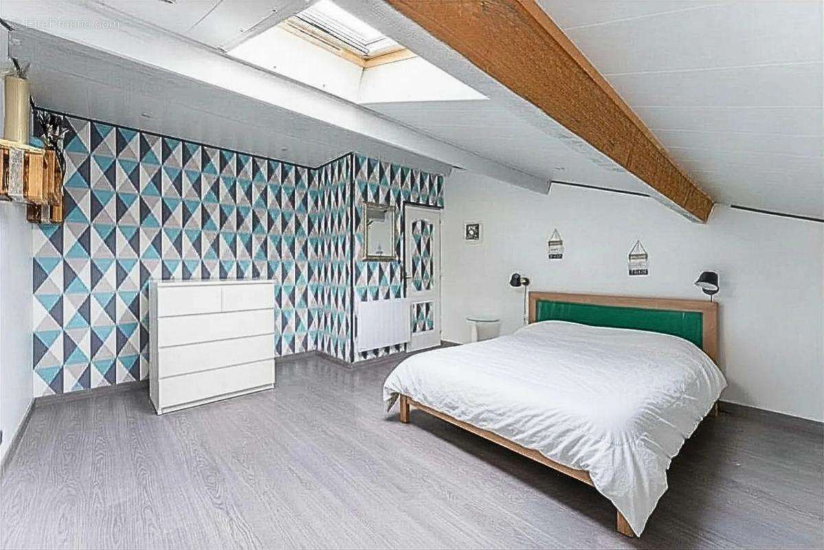 Maison à SAINT-ANDRE-DE-CUBZAC