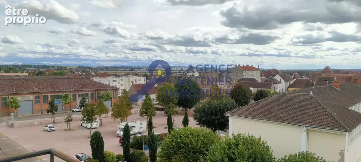 Appartement à VARENNES-SUR-ALLIER