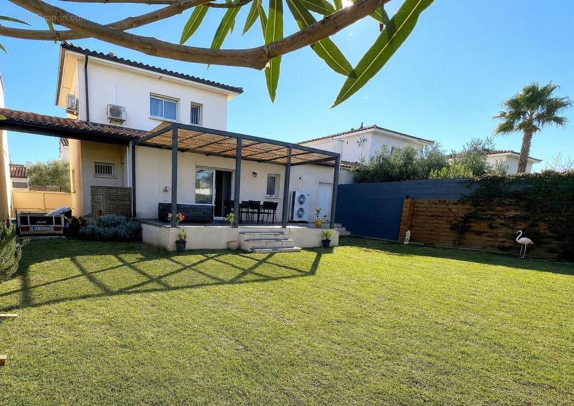 Photo 1 - Maison à REDESSAN