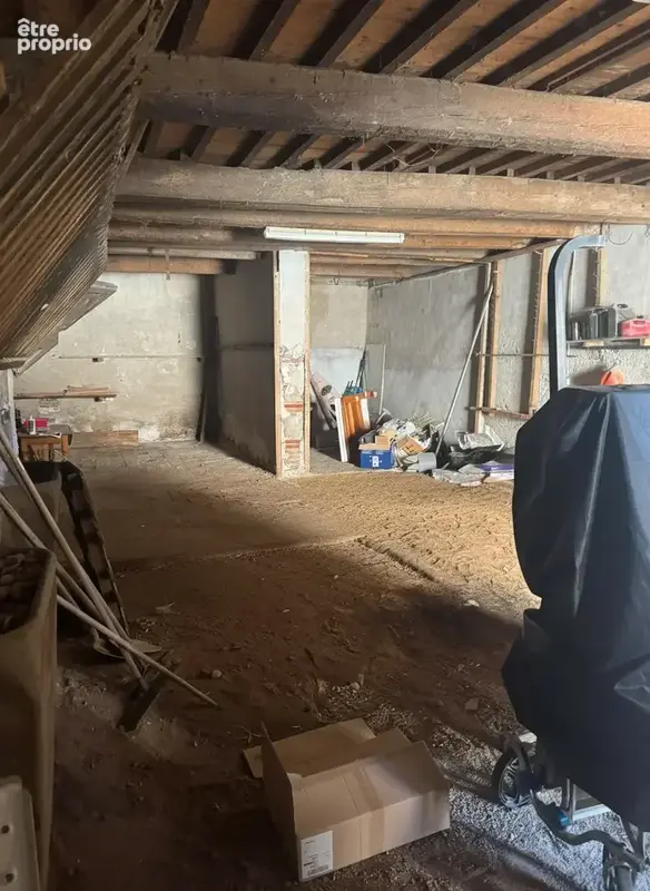 Torreilles Village   Bâtisse 240 m2 à rénover avec garage, fort potentiel habitation ou investissement - photo 4
